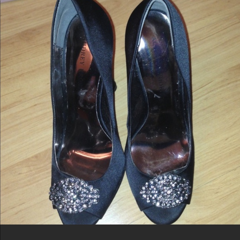 Woman bejeweled satin shoes